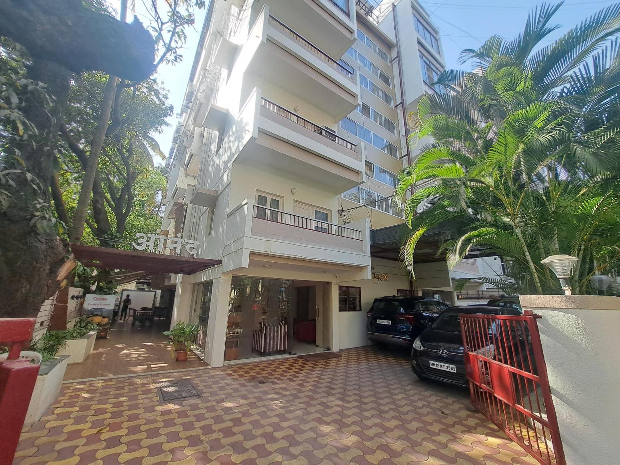 Hotel Swaroop Пуна Экстерьер фото