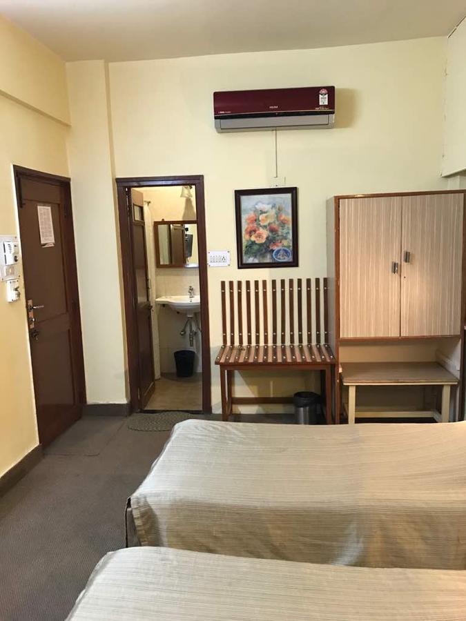 Hotel Swaroop Пуна Экстерьер фото